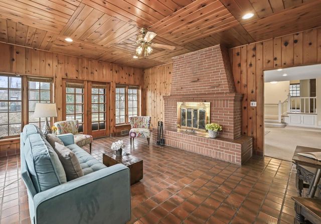 7009 Wellauer DRIVE, Wauwatosa, WI 53213