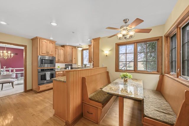 7009 Wellauer DRIVE, Wauwatosa, WI 53213