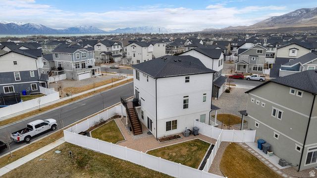 106 E POLARIS DR, Saratoga Springs, UT 84045