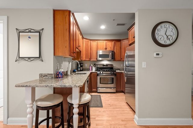 248 Albion St 324, Wakefield, MA 01880