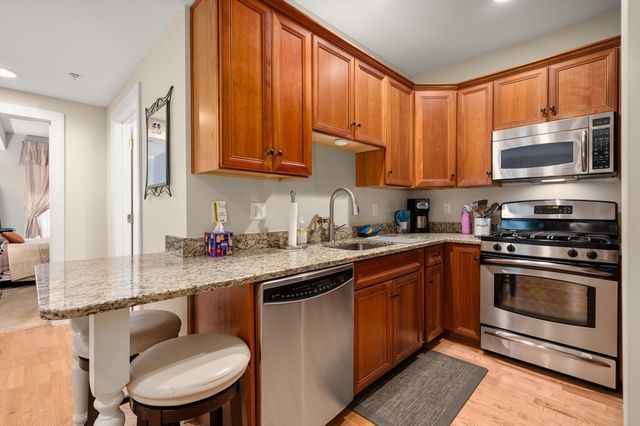 248 Albion St 324, Wakefield, MA 01880