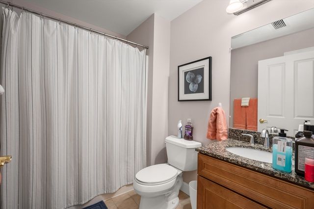 248 Albion St 324, Wakefield, MA 01880