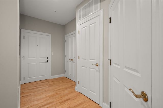 248 Albion St 324, Wakefield, MA 01880
