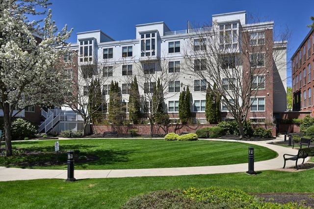 248 Albion St 324, Wakefield, MA 01880