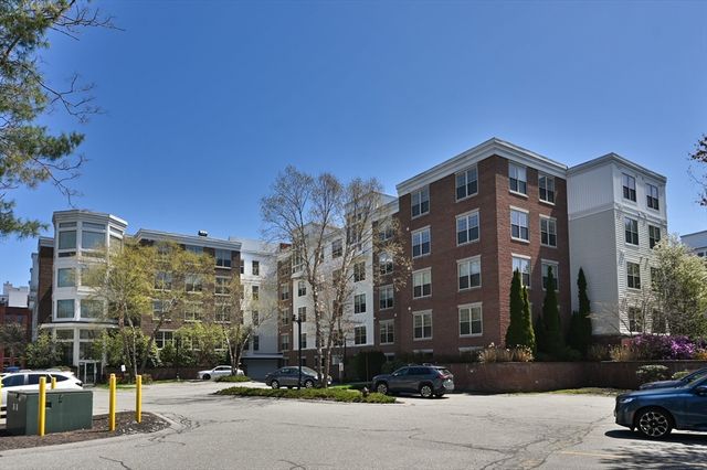 248 Albion St 324, Wakefield, MA 01880