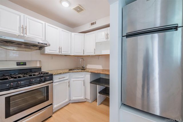 102-23 43rd Avenue 1B, Flushing, NY 11368