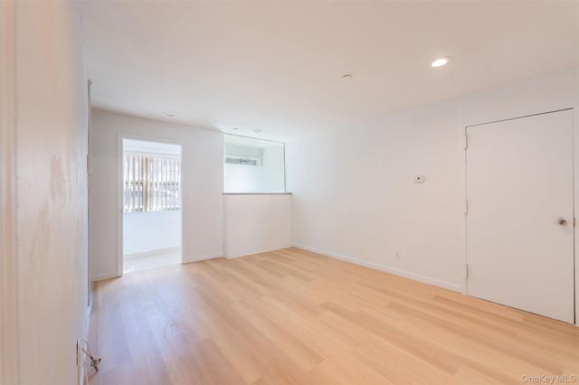 102-23 43rd Avenue 1B, Flushing, NY 11368