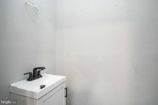 212 OGG, Somerdale, NJ 08083