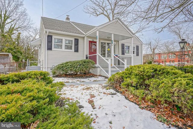 212 OGG, Somerdale, NJ 08083