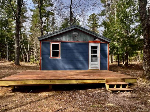 11181 42nd Road, Wetmore, MI 49895