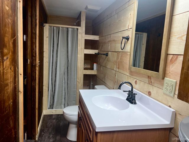 11181 42nd Road, Wetmore, MI 49895