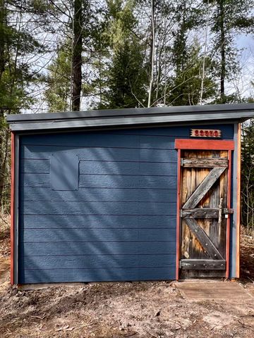 11181 42nd Road, Wetmore, MI 49895