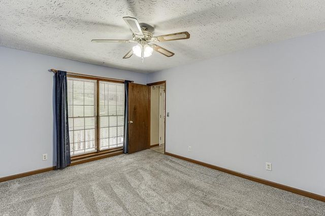 6225 Oak Ridge Drive, Flowery Branch, GA 30542