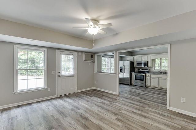 6225 Oak Ridge Drive, Flowery Branch, GA 30542