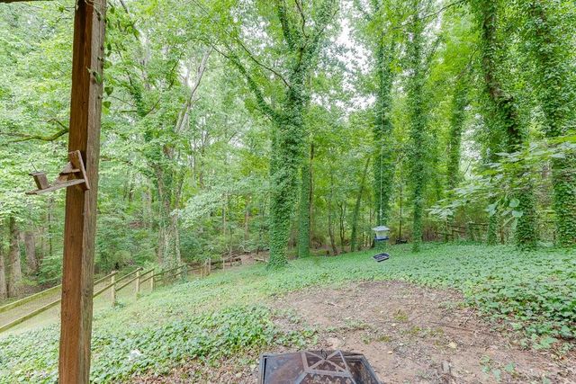 6225 Oak Ridge Drive, Flowery Branch, GA 30542