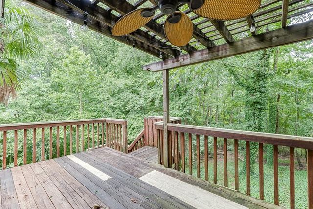 6225 Oak Ridge Drive, Flowery Branch, GA 30542