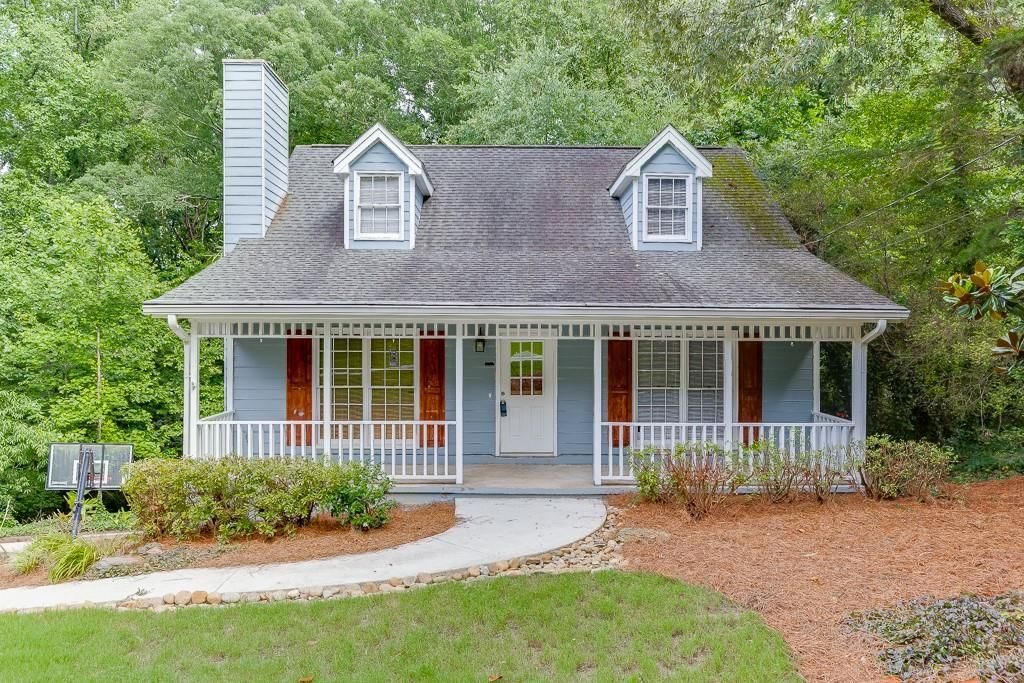 6225 Oak Ridge Drive, Flowery Branch, GA 30542