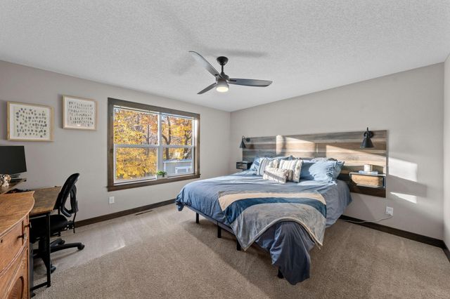 1045 Bellaire Boulevard NW, Isanti, MN 55040