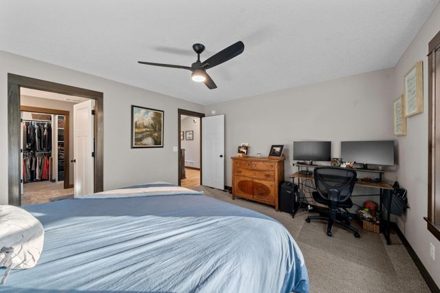 1045 Bellaire Boulevard NW, Isanti, MN 55040