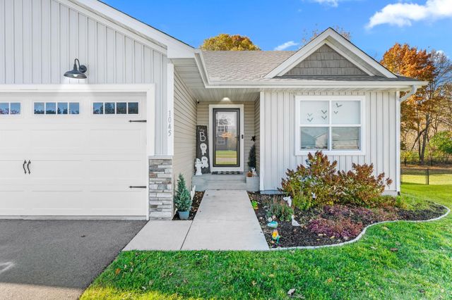 1045 Bellaire Boulevard NW, Isanti, MN 55040