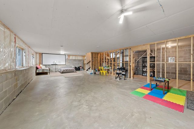 1045 Bellaire Boulevard NW, Isanti, MN 55040