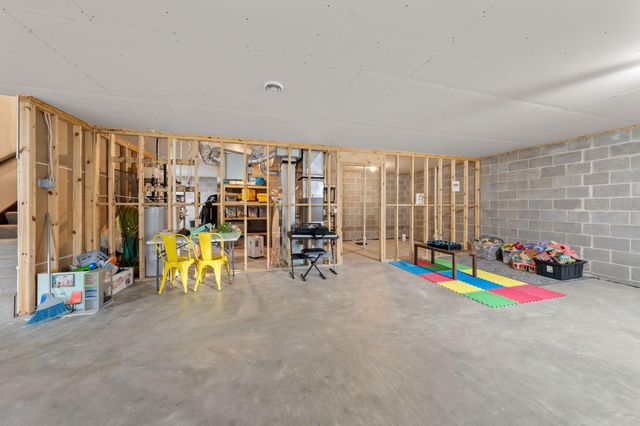 1045 Bellaire Boulevard NW, Isanti, MN 55040