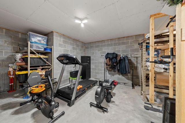 1045 Bellaire Boulevard NW, Isanti, MN 55040