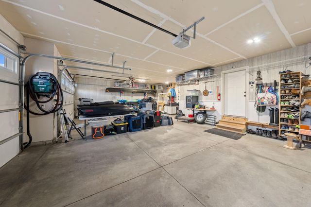 1045 Bellaire Boulevard NW, Isanti, MN 55040