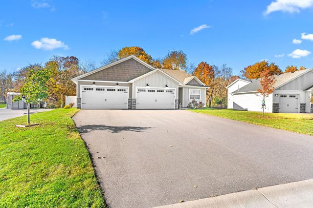 1045 Bellaire Boulevard NW, Isanti, MN 55040
