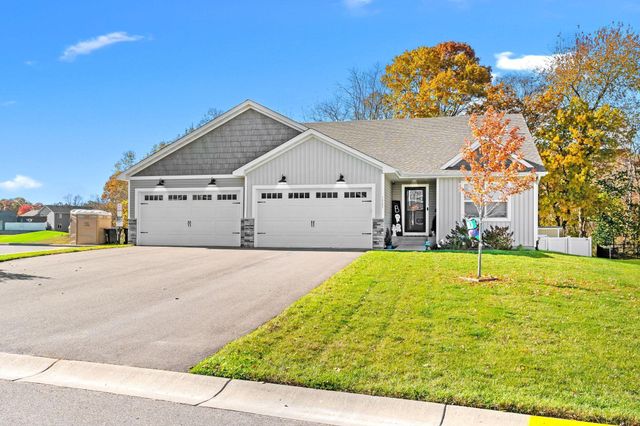 1045 Bellaire Boulevard NW, Isanti, MN 55040