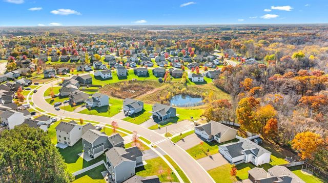 1045 Bellaire Boulevard NW, Isanti, MN 55040