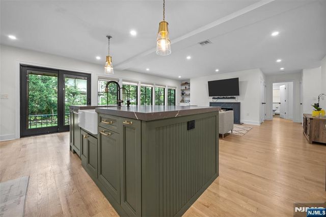 107 Highland Avenue, Ridgewood, NJ 07450