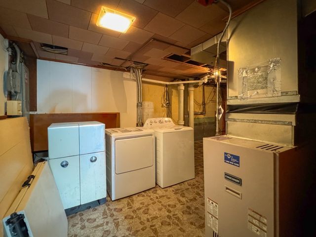 18 Woodland Cir, Methuen, MA 01844