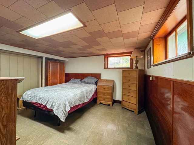18 Woodland Cir, Methuen, MA 01844