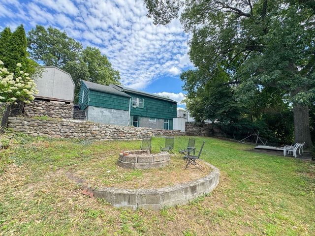 18 Woodland Cir, Methuen, MA 01844