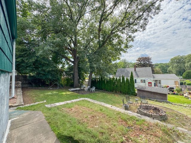 18 Woodland Cir, Methuen, MA 01844