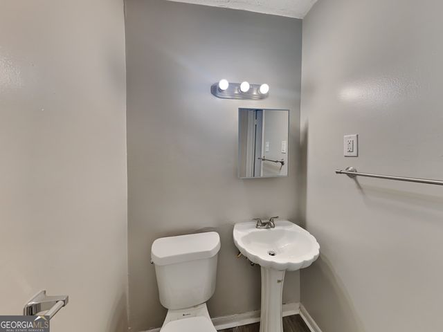 1352 Labelle Street, Jonesboro, GA 30238