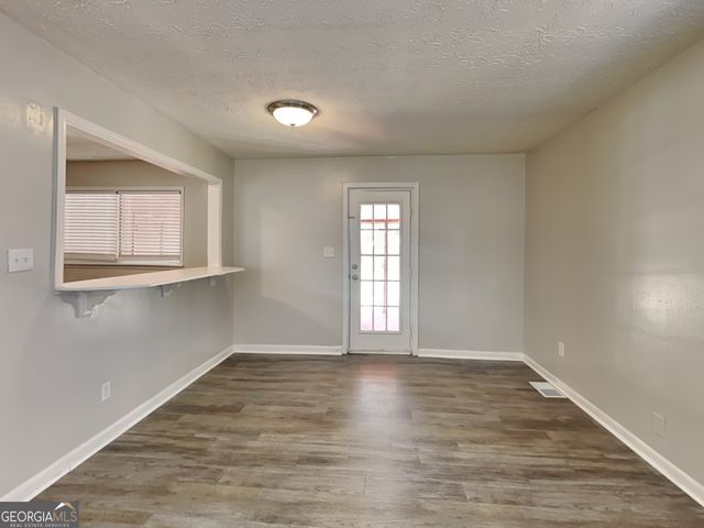 1352 Labelle Street, Jonesboro, GA 30238