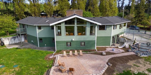 2259 Happy Valley Road, Oak Harbor, WA 98277