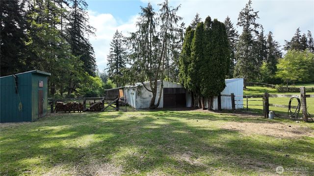 2259 Happy Valley Road, Oak Harbor, WA 98277