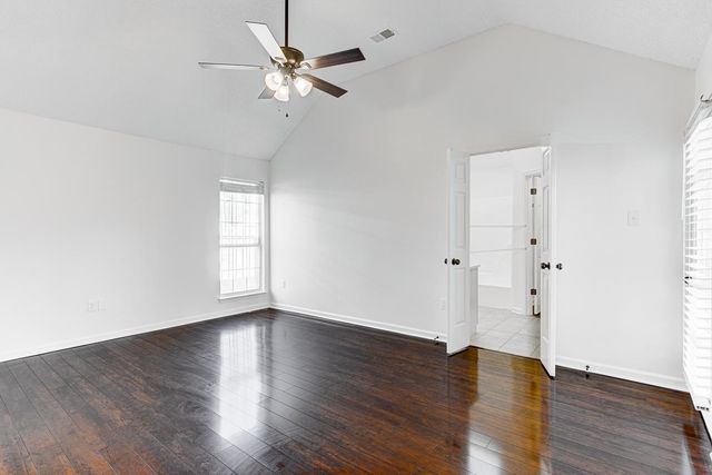 7886 MARSHA WOODS DR, Memphis, TN 38125