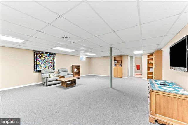 300 SLEEPY HOLLOW RD, Nottingham, PA 19362