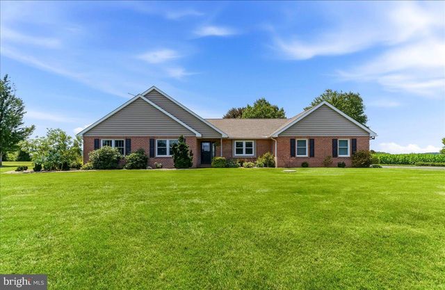 300 SLEEPY HOLLOW RD, Nottingham, PA 19362