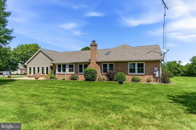 300 SLEEPY HOLLOW RD, Nottingham, PA 19362