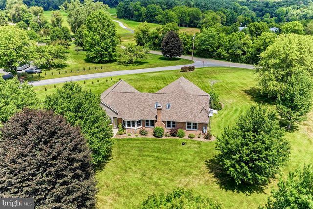 300 SLEEPY HOLLOW RD, Nottingham, PA 19362
