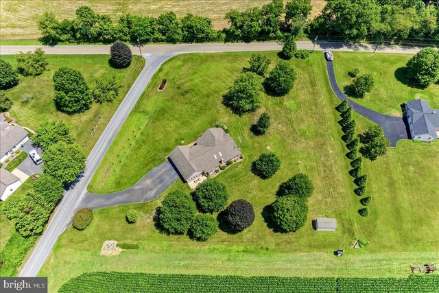 300 SLEEPY HOLLOW RD, Nottingham, PA 19362
