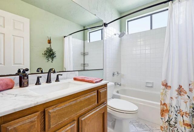 2034 Braidwood Street, El Cajon, CA 92020