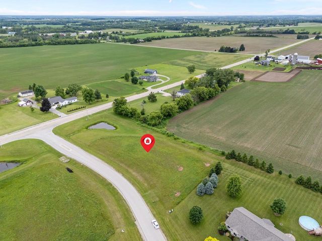 FOX VIEW DRIVE, Hortonville, WI 54944