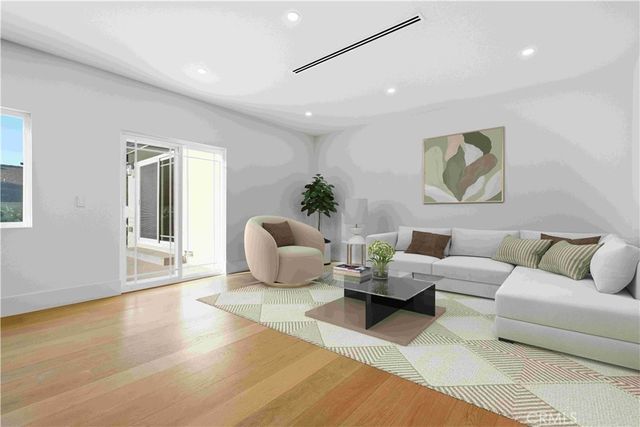 18912 Halsted Street, Northridge, CA 91324