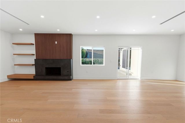 18912 Halsted Street, Northridge, CA 91324